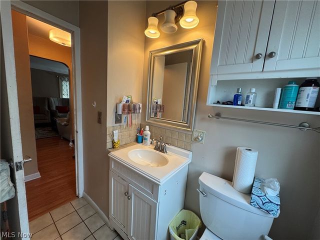 1753 Temple Avenue, Mayfield Heights, OH 44124