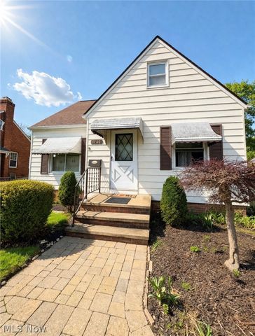 1753 Temple Avenue, Mayfield Heights, OH 44124