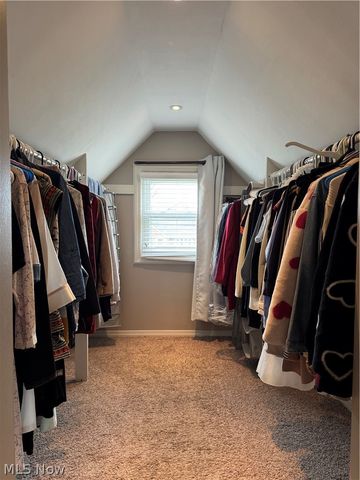 1753 Temple Avenue, Mayfield Heights, OH 44124