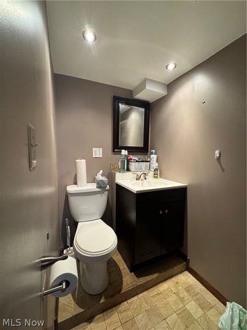 1753 Temple Avenue, Mayfield Heights, OH 44124