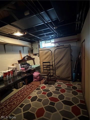 1753 Temple Avenue, Mayfield Heights, OH 44124