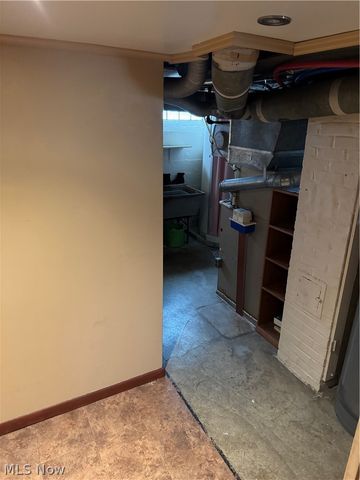 1753 Temple Avenue, Mayfield Heights, OH 44124