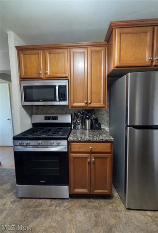 1753 Temple Avenue, Mayfield Heights, OH 44124