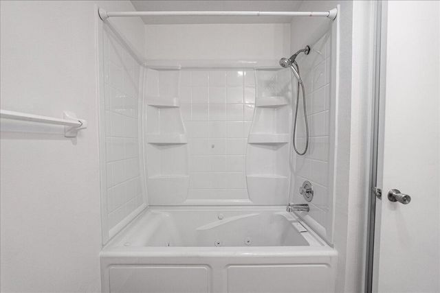 2175 SE Heathwood Circle, Port St Lucie, FL 34952