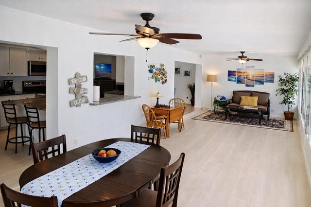 2066 5TH Court SE, Vero Beach, FL 32962