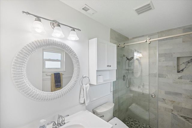 2066 5TH Court SE, Vero Beach, FL 32962