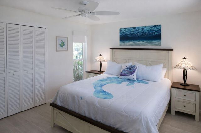 2066 5TH Court SE, Vero Beach, FL 32962