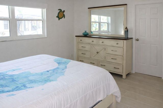 2066 5TH Court SE, Vero Beach, FL 32962