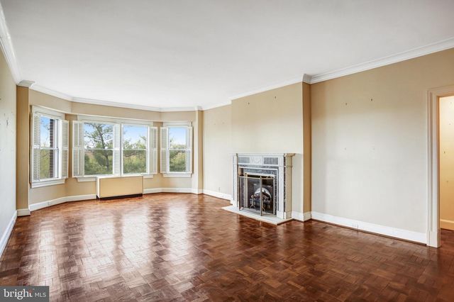 4000 CATHEDRAL AVE NW #517B, Washington, DC 20016