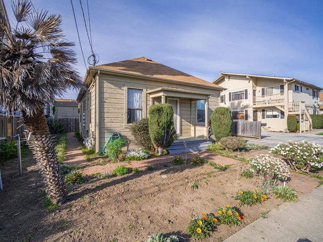 215 Palm Avenue, Watsonville, CA 95076