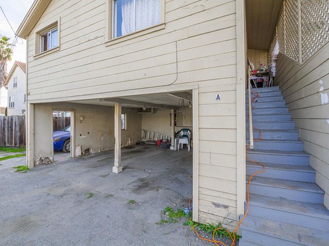 215 Palm Avenue, Watsonville, CA 95076