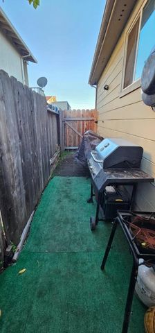 215 Palm Avenue, Watsonville, CA 95076