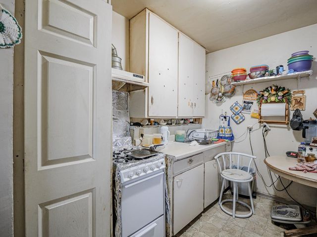 215 Palm Avenue, Watsonville, CA 95076