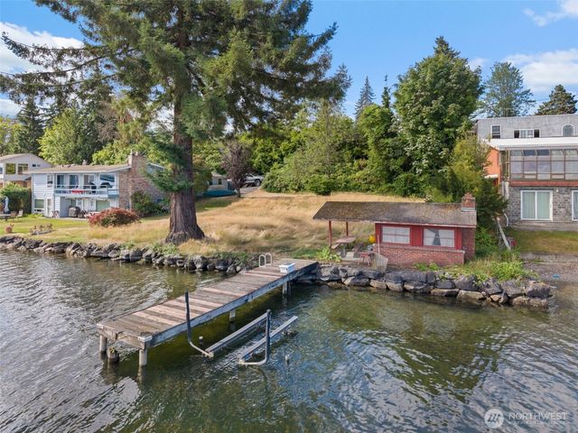 11136 Rainier Avenue S, Seattle, WA 98178