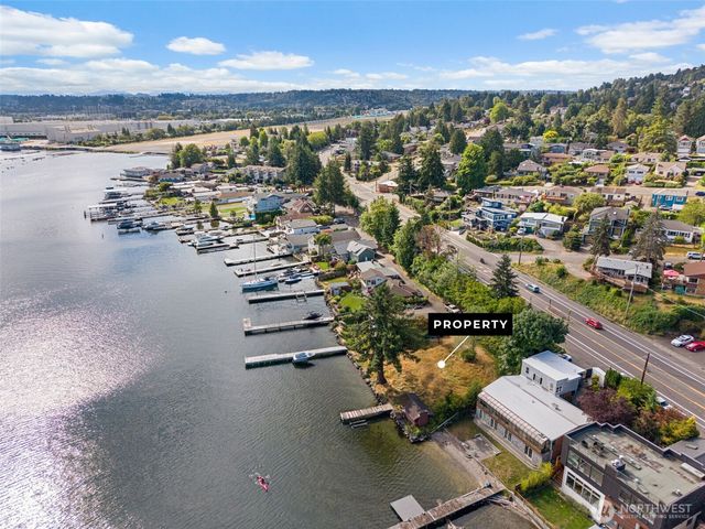 11136 Rainier Avenue S, Seattle, WA 98178