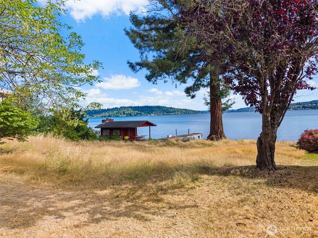 11136 Rainier Avenue S, Seattle, WA 98178