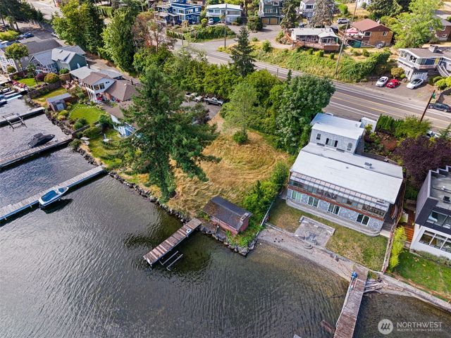 11136 Rainier Avenue S, Seattle, WA 98178
