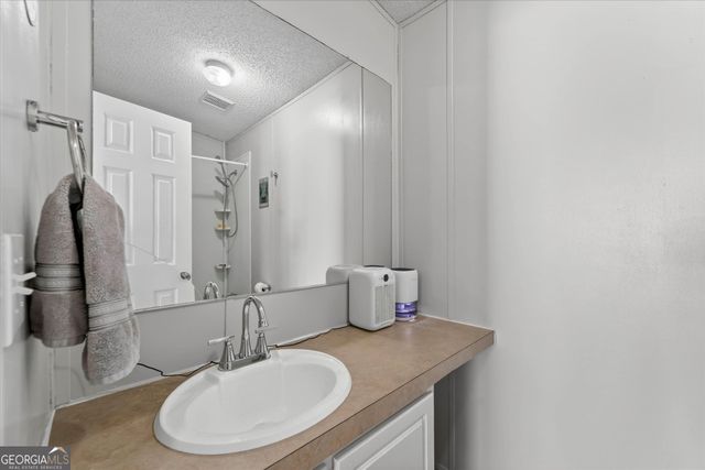 124 Willow Lane NE, Ludowici, GA 31316
