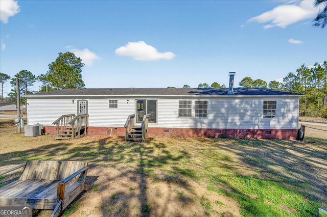 124 Willow Lane NE, Ludowici, GA 31316