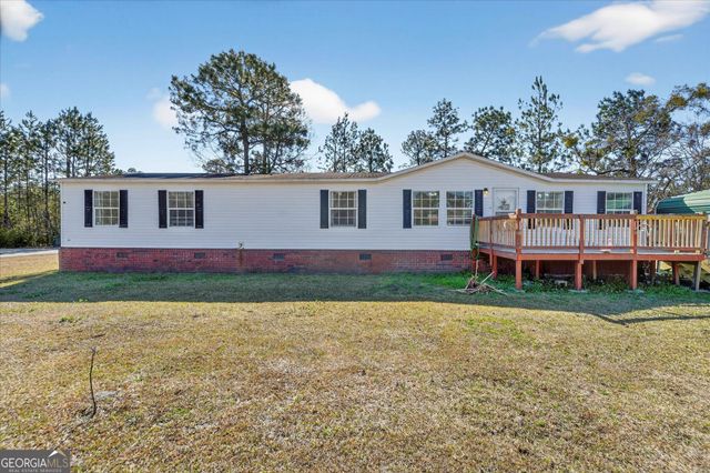 124 Willow Lane NE, Ludowici, GA 31316