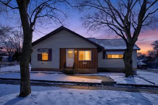 2138 E Whittemore Avenue, Burton, MI 48529