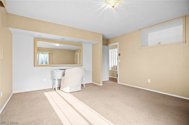 35671 Chesterfield Drive, North Ridgeville, OH 44039