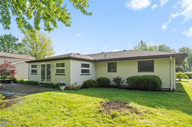 35671 Chesterfield Drive, North Ridgeville, OH 44039