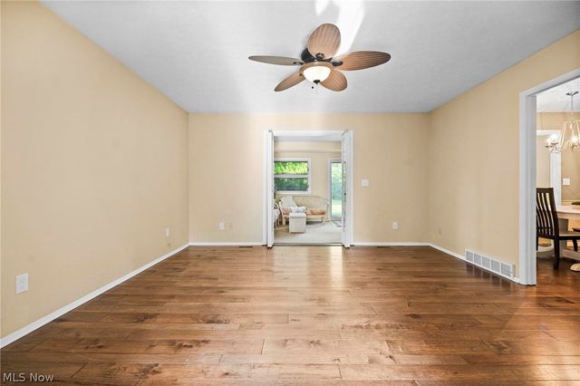 35671 Chesterfield Drive, North Ridgeville, OH 44039