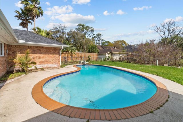 1310 El Dorado Boulevard, Houston, TX 77062