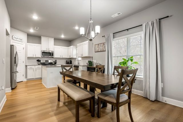 4411 SW Bison Street, Bentonville, AR 72713
