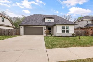 4411 SW Bison Street, Bentonville, AR 72713