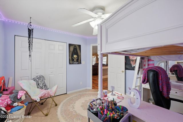 7001 Derby Dr, Crestwood, KY 40014