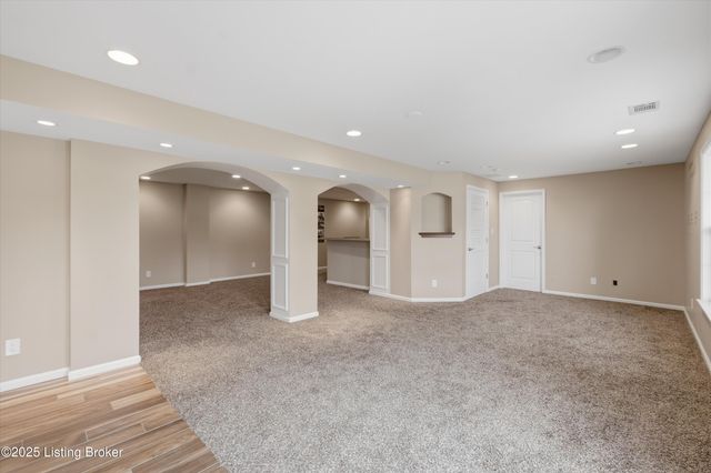 7001 Derby Dr, Crestwood, KY 40014