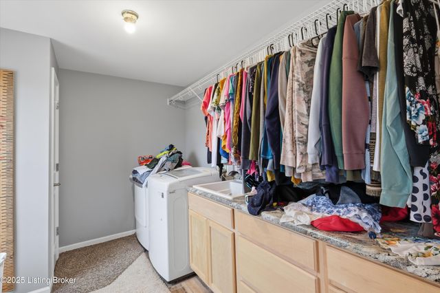 7001 Derby Dr, Crestwood, KY 40014