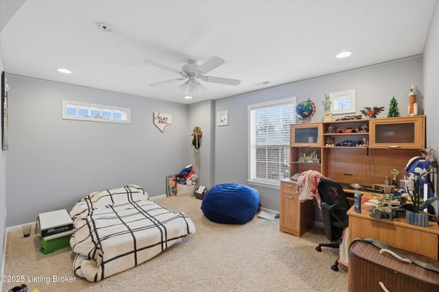 7001 Derby Dr, Crestwood, KY 40014