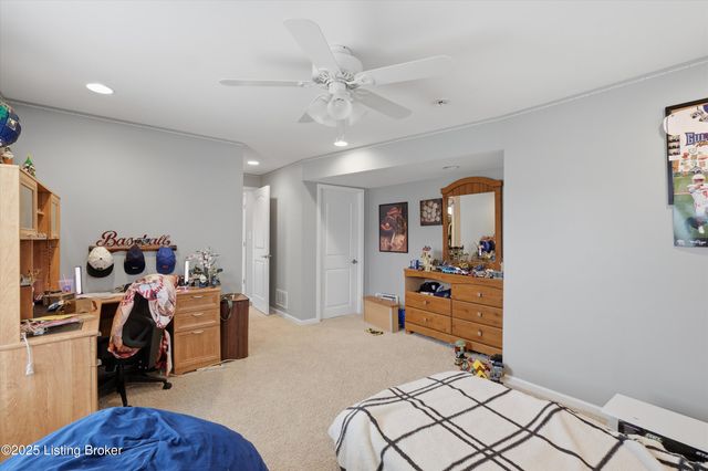 7001 Derby Dr, Crestwood, KY 40014