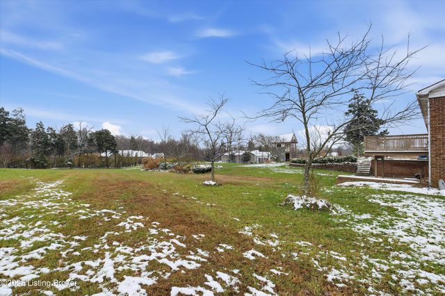 7001 Derby Dr, Crestwood, KY 40014