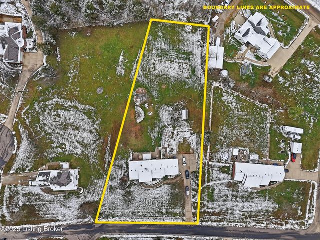 7001 Derby Dr, Crestwood, KY 40014