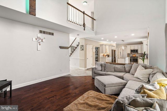 32 MEADOW LN, Pottstown, PA 19465