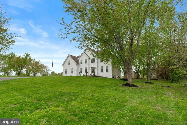32 MEADOW LN, Pottstown, PA 19465