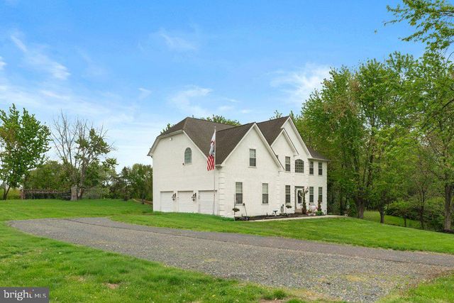 32 MEADOW LN, Pottstown, PA 19465