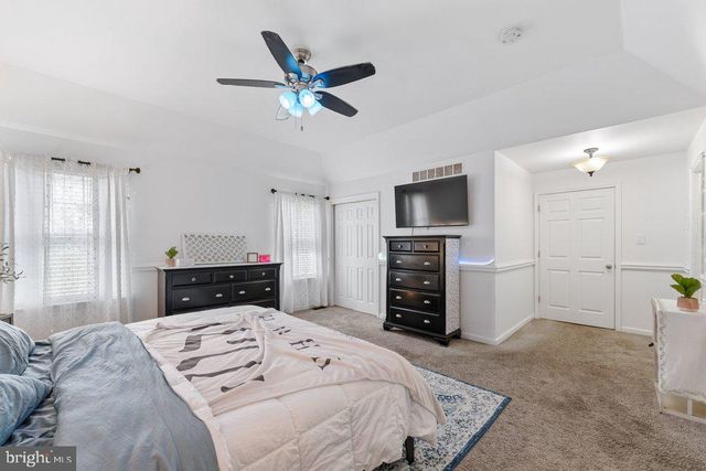 32 MEADOW LN, Pottstown, PA 19465