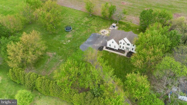 32 MEADOW LN, Pottstown, PA 19465