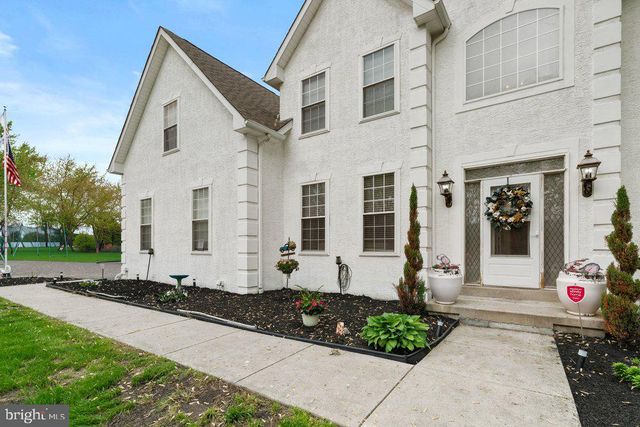 32 MEADOW LN, Pottstown, PA 19465