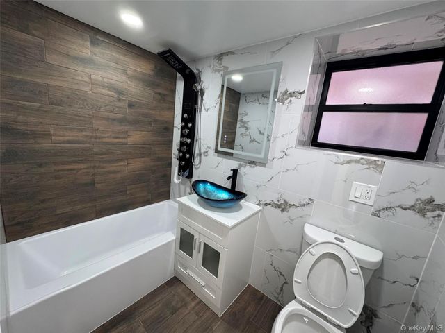 189 Legion Street, Brooklyn, NY 11212