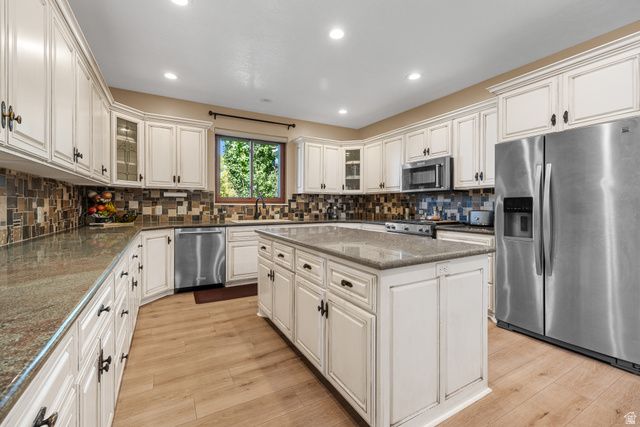 6 N SHADY LN, Salem, UT 84653