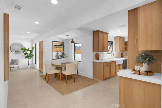 900 Catalina Avenue, Seal Beach, CA 90740