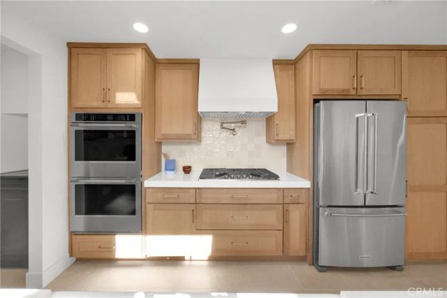 900 Catalina Avenue, Seal Beach, CA 90740