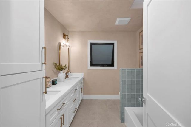 900 Catalina Avenue, Seal Beach, CA 90740