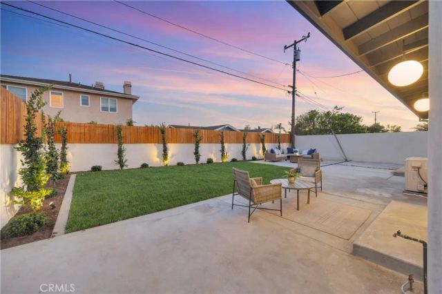 900 Catalina Avenue, Seal Beach, CA 90740